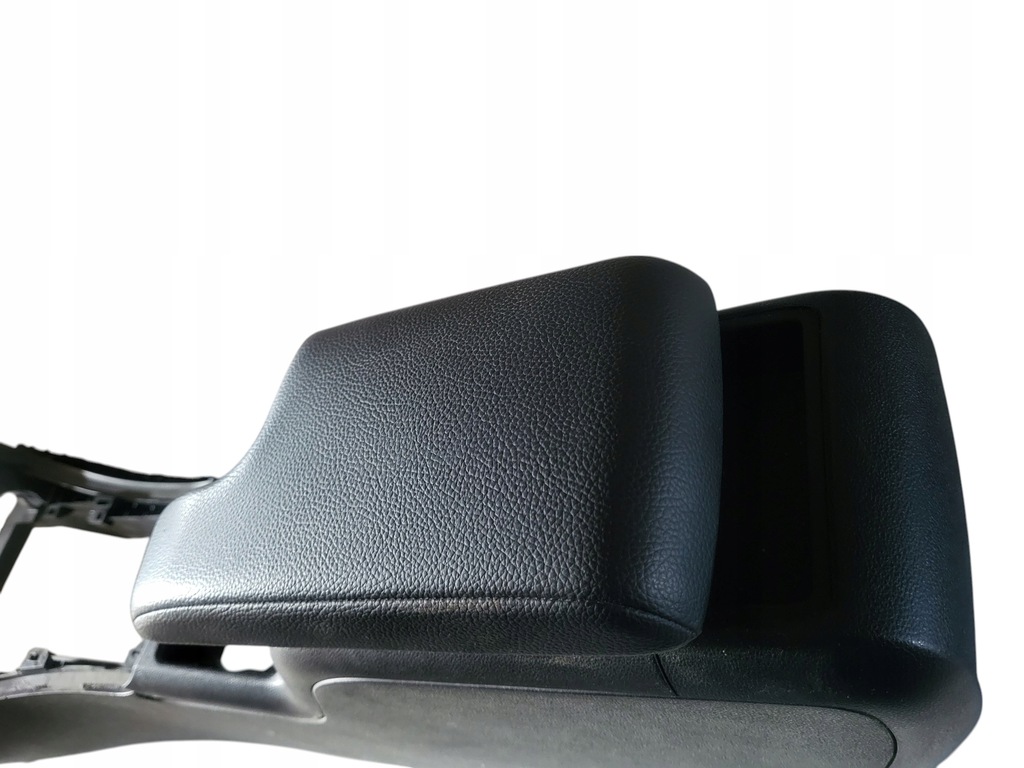 фото №5, Подлокотник туннель mercedes w169 europa