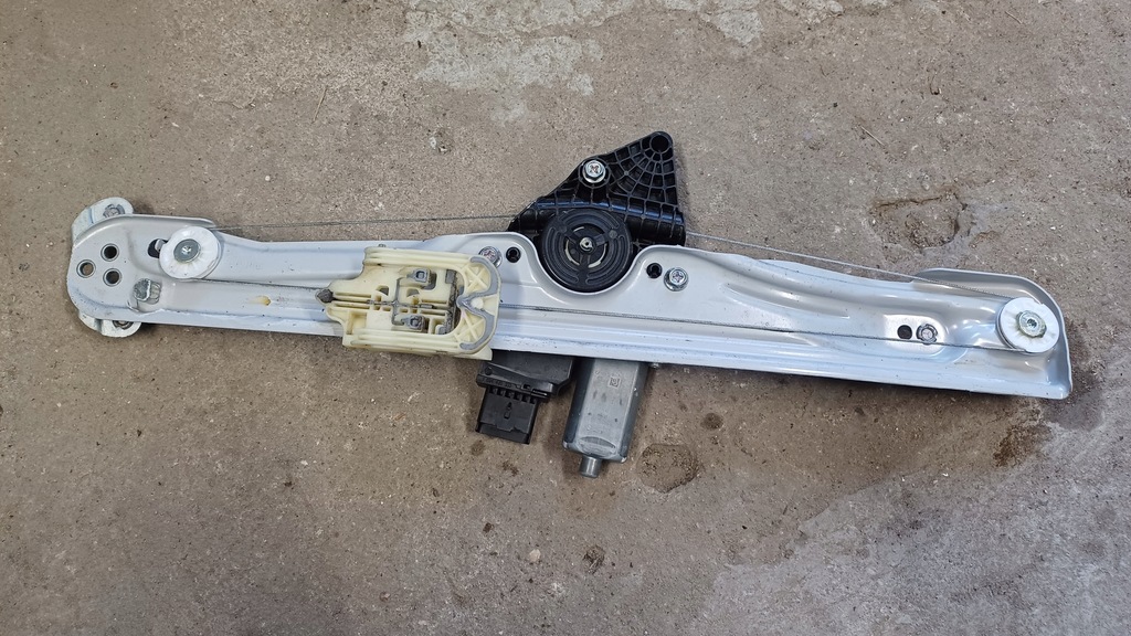 фото №1, Opel crossland підйомник скло лівий передній 98820-p1m20