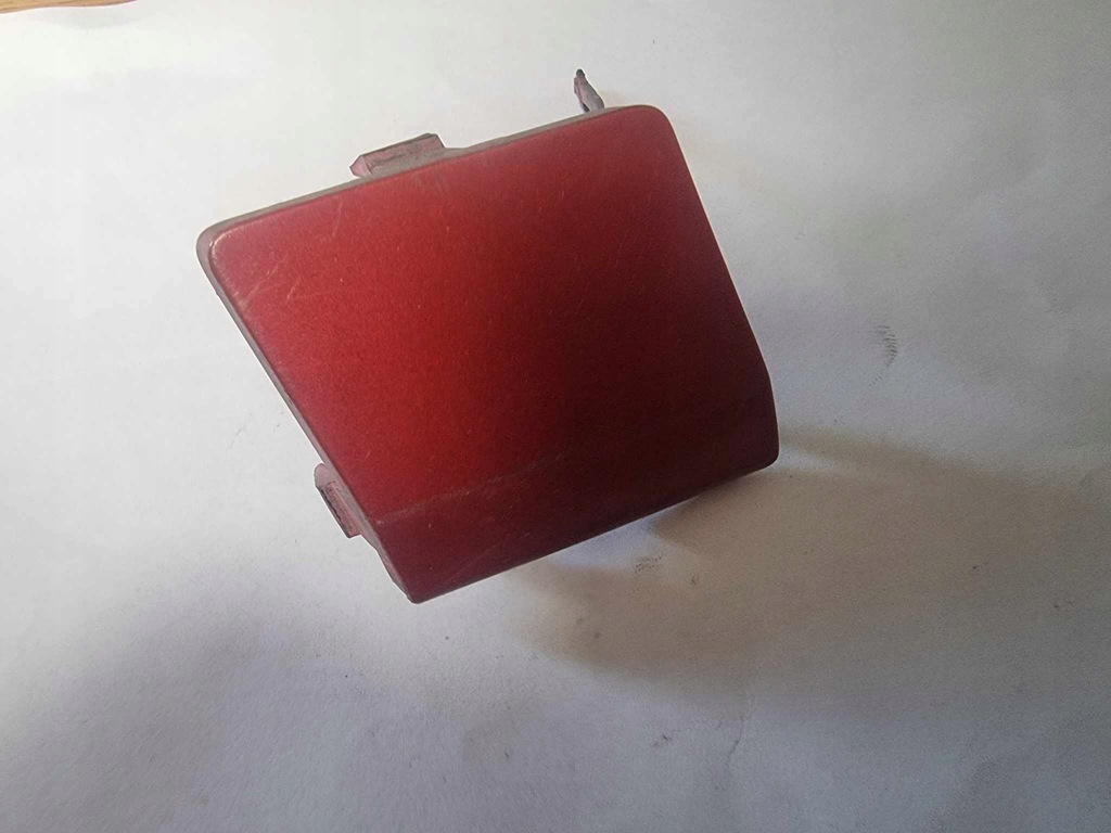 фото №1, Renault clio iv lift- заглушка фаркоп бампера перед