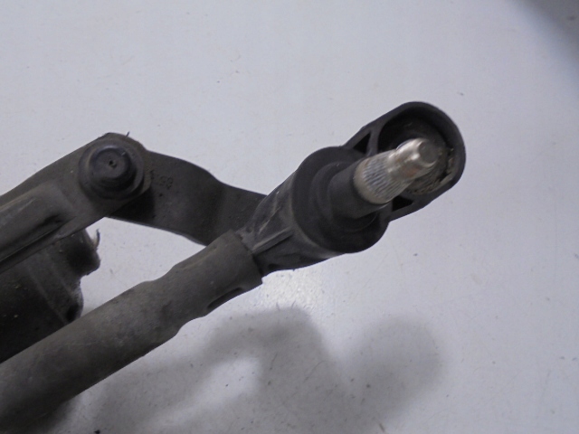 фото №11, Mazda 3 i bk моторчик механизм дворник перед bp4k-6737x bp4k-67340