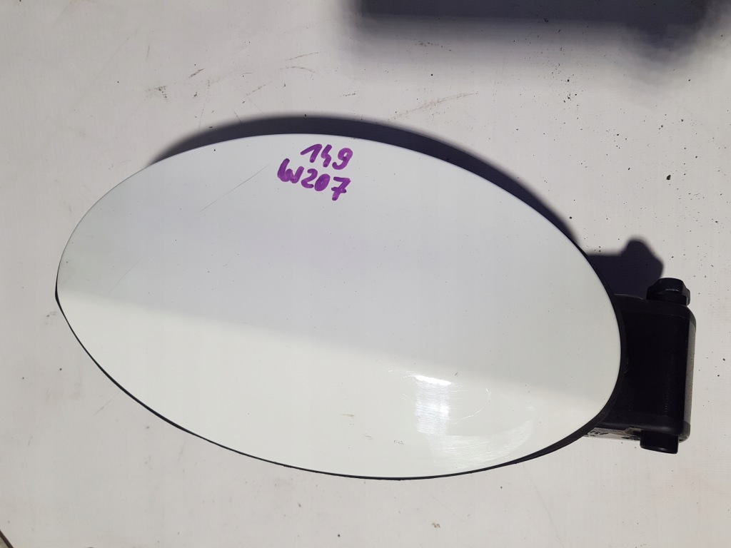 Купить Крышка заливной топлива mercedes w207 c149 149