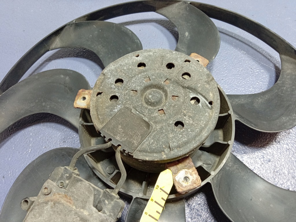 Audi a6 c6 3.0 tdi вентилятор вентилятор радіатора 1137328364 Недорого