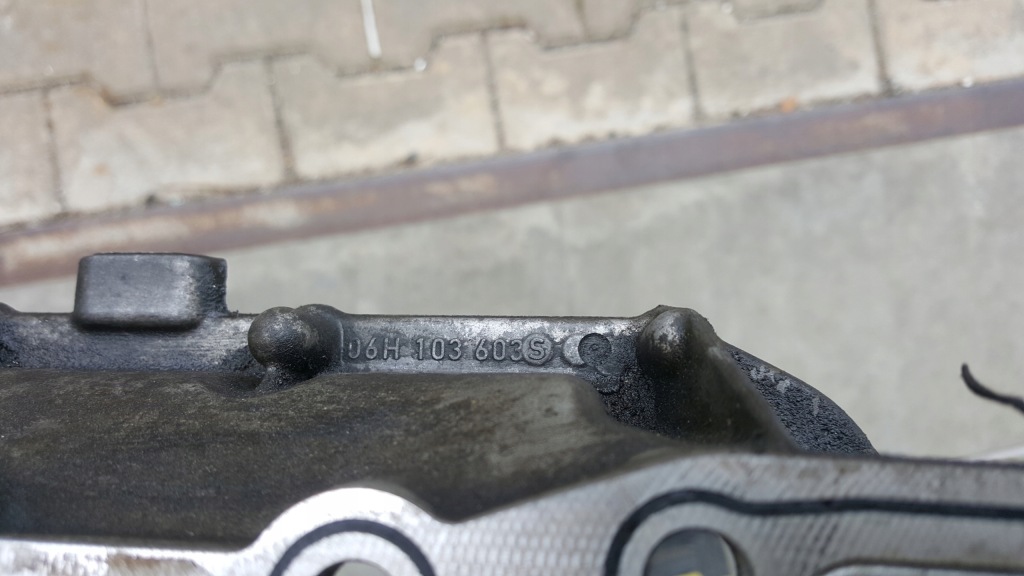 Піддон масляна vw audi seat skoda tfsi 06h103603s в Україні