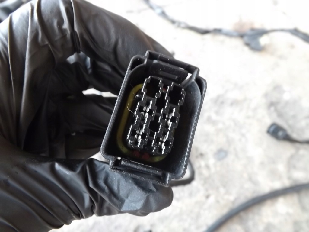 фото №11, Mercedes w203 2.2 cdi електропроводка джгут двигуна a6111500333