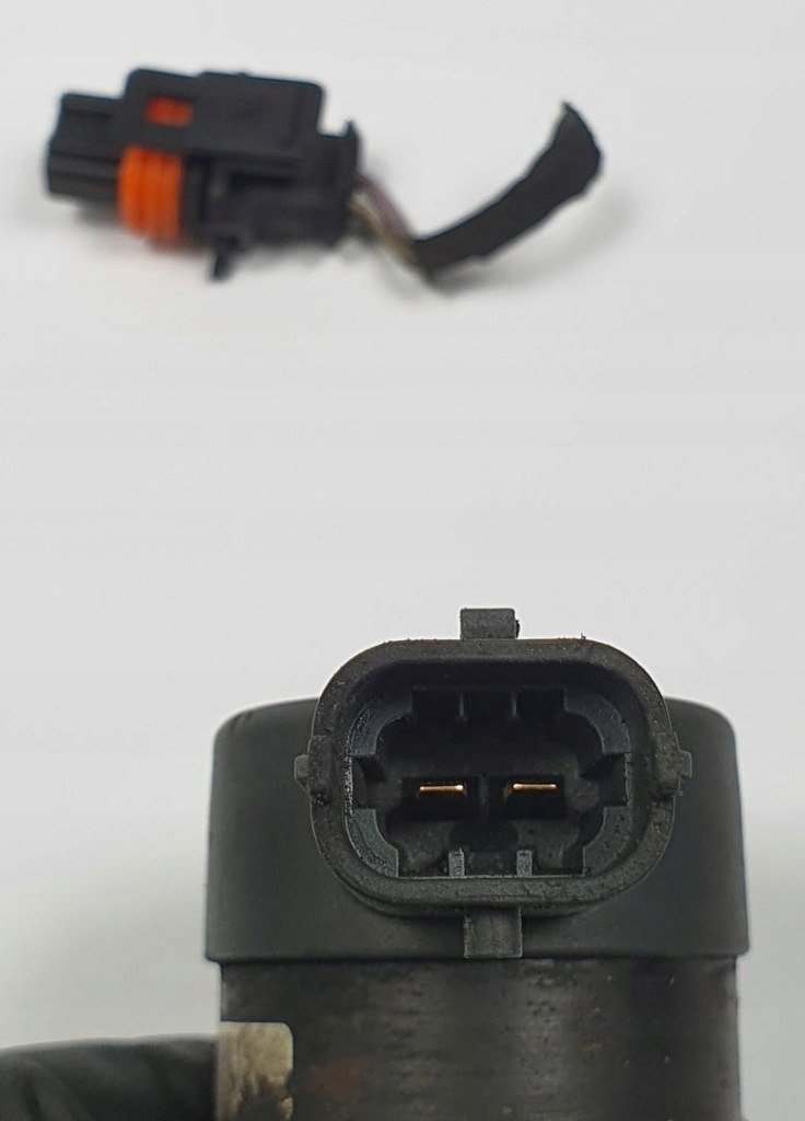 фото №2, Датчик тиску пального renault espace iv 2.0 dci 8200426552