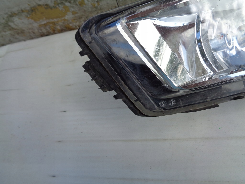 фото №4, Протитуманна фара правий skoda rapid 5ja941702