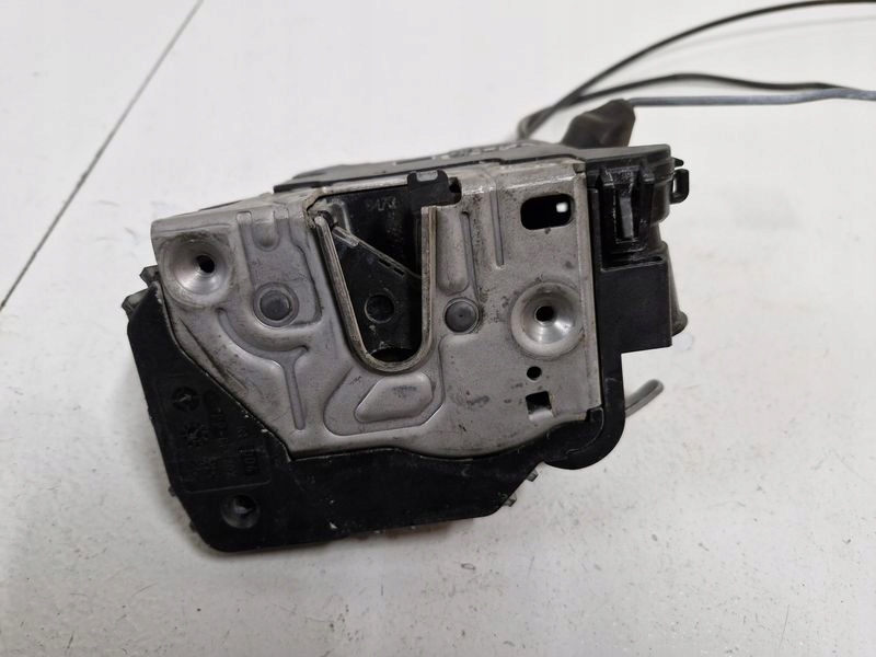 фото №6, Mercedes benz slk r171 замок дверь правый перед 2 pin 004138112637