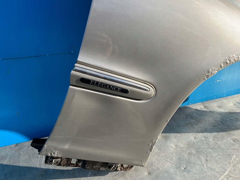 фото №8, Mercedes w203 крила правий перед передній 723