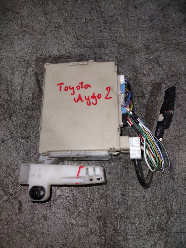 фото №1, Коробка bsi 82730-0h030-a toyota aygo ii