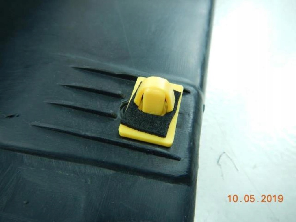 фото №8, Молдинг порог левая hyundai tiburon 97-01