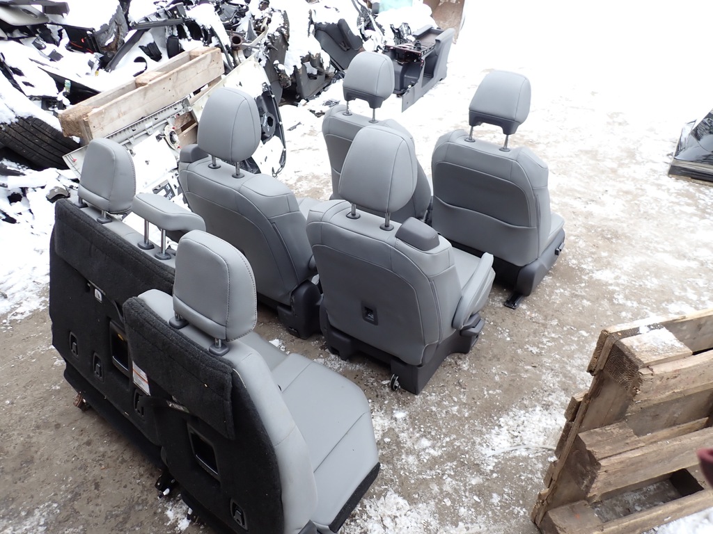 фото №8, Обивка kpl. сиденья заднее сиденье обшивки кожа toyota sienna 2021