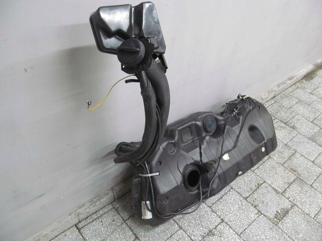 Peugeot 607 2.2 2.7 hdi бак bak топливной  9659009580 Недорого