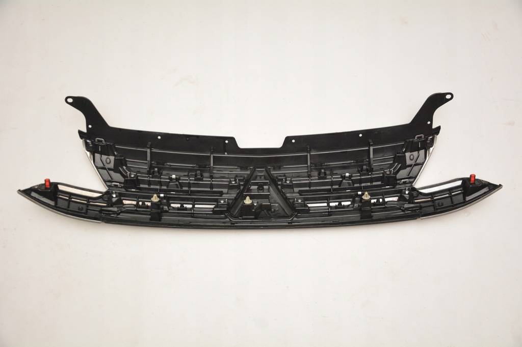 фото №7, Решётка радиатора решётка радиатора бампера mitsubishi outlander iii оригинал !!!