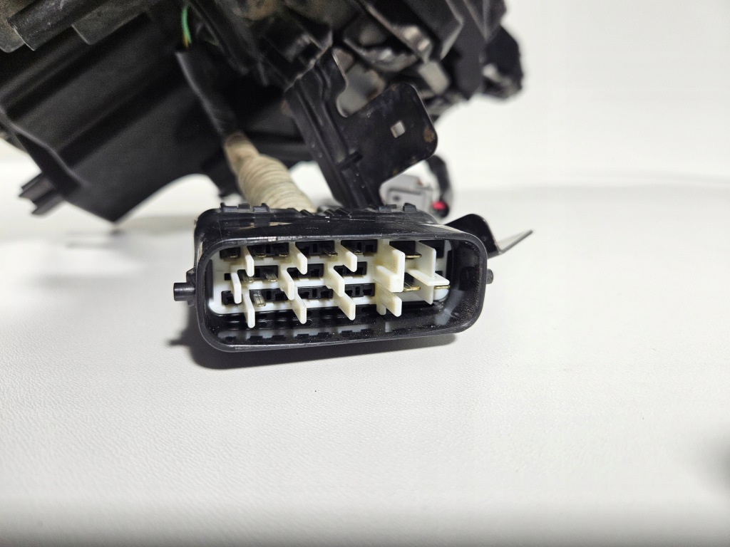 Фара правий перед передня lexus gs 4 iv ксенон led європа Недорого