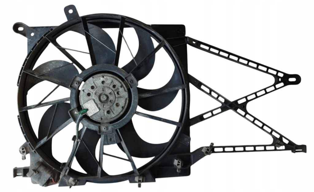 Купити Вентилятор радіатора bosch opel 0130303833