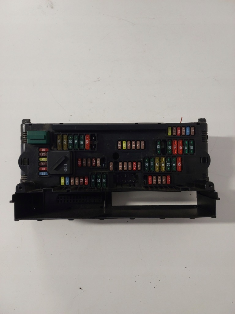 фото №1, Коробка предохранителей bmw f10/f11 92581501