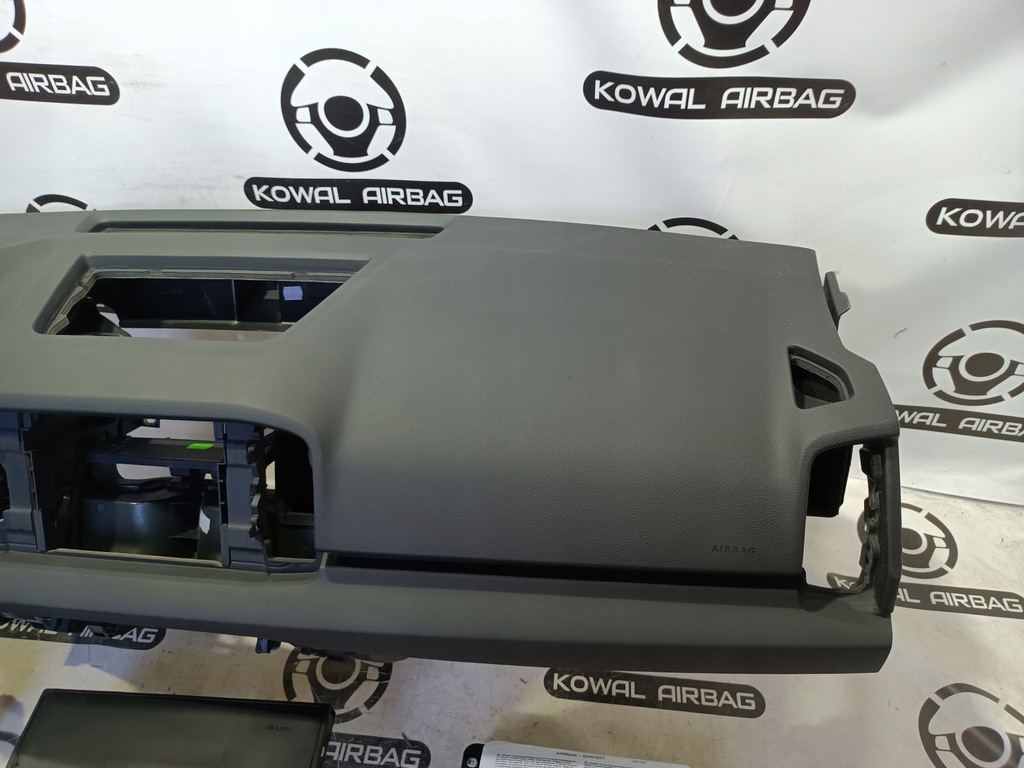 фото №6, Skoda karoq приборная панель консоль подушка безопасности подушки безопасности шторки безопасности ремни