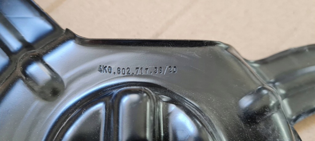 фото №6, A6 c8 4k кронштейн кронштейн колеса запасного 4k0802717