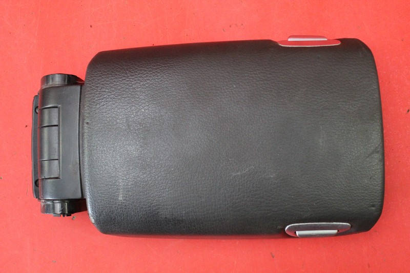 фото №7, Подлокотник крышка кожаный 30643895 volvo v70 2 ii lift 00-07