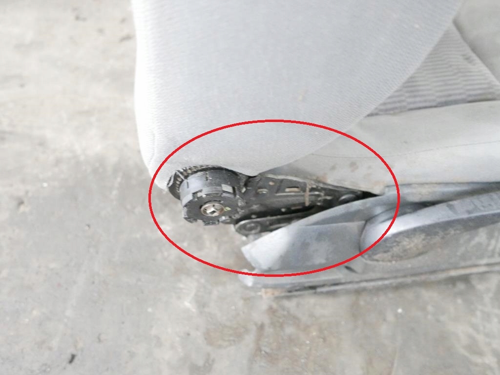 фото №7, Сиденье пассажира правый перед seat ibiza iii 3d 02-05