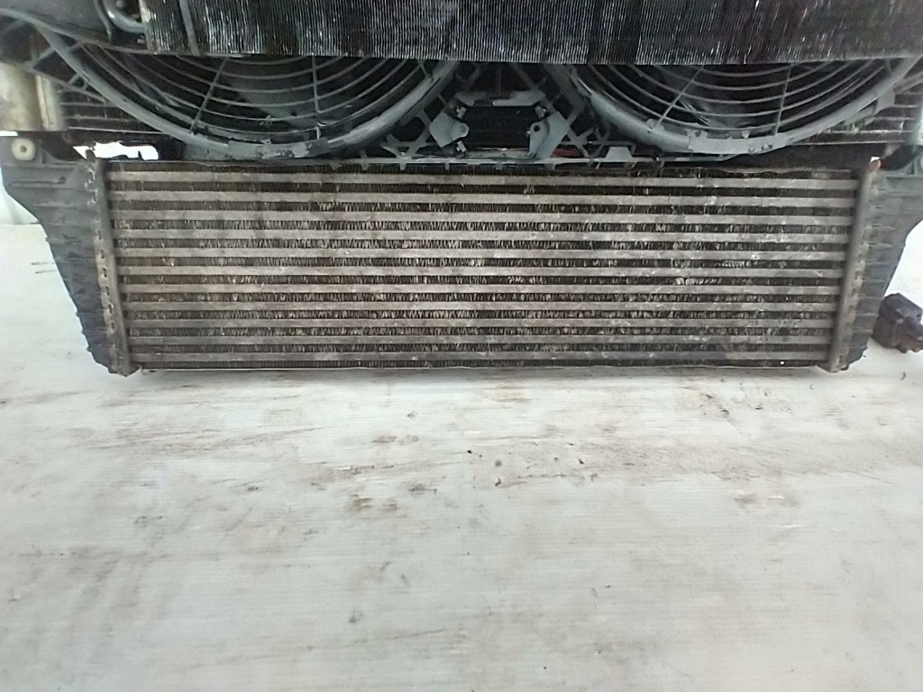 фото №4, Mercedes vito w639 автоматическая коробка передач 3.0 pas передний радиатор комплект a6395004200