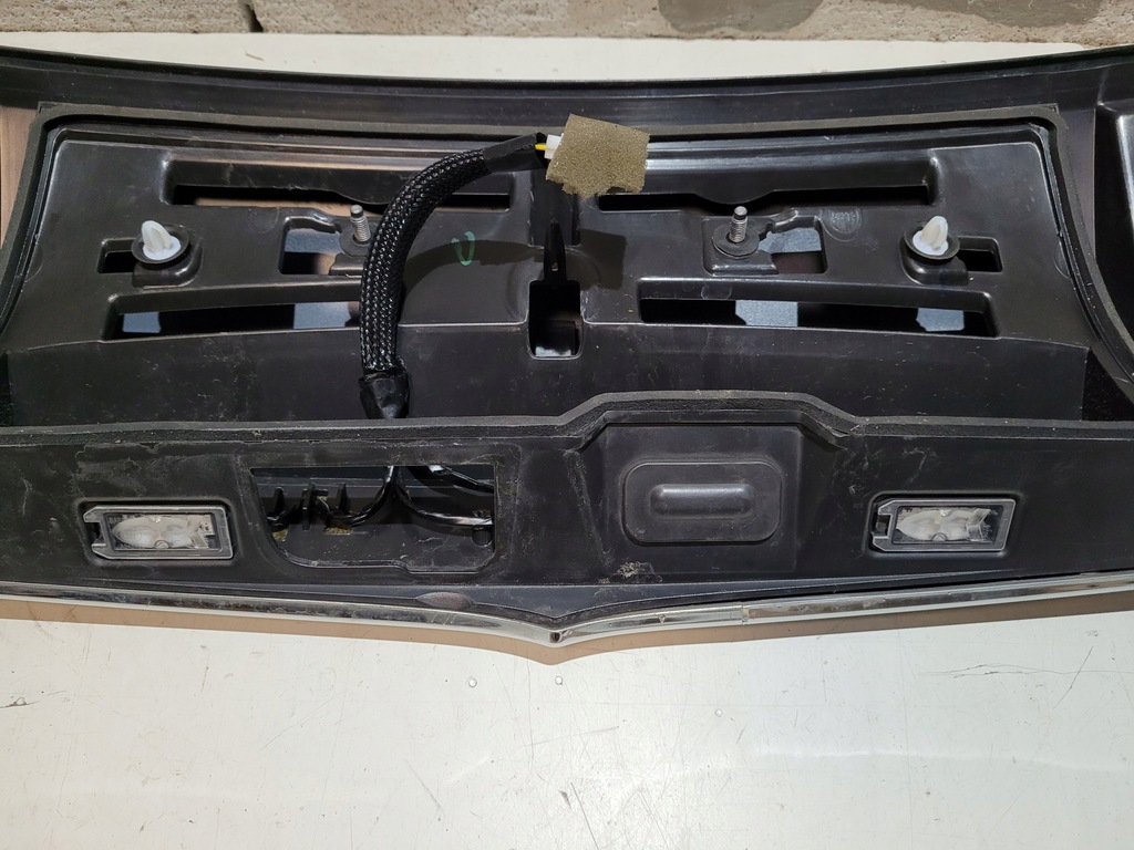 фото №11, Спойлер кришки задня maserati levante