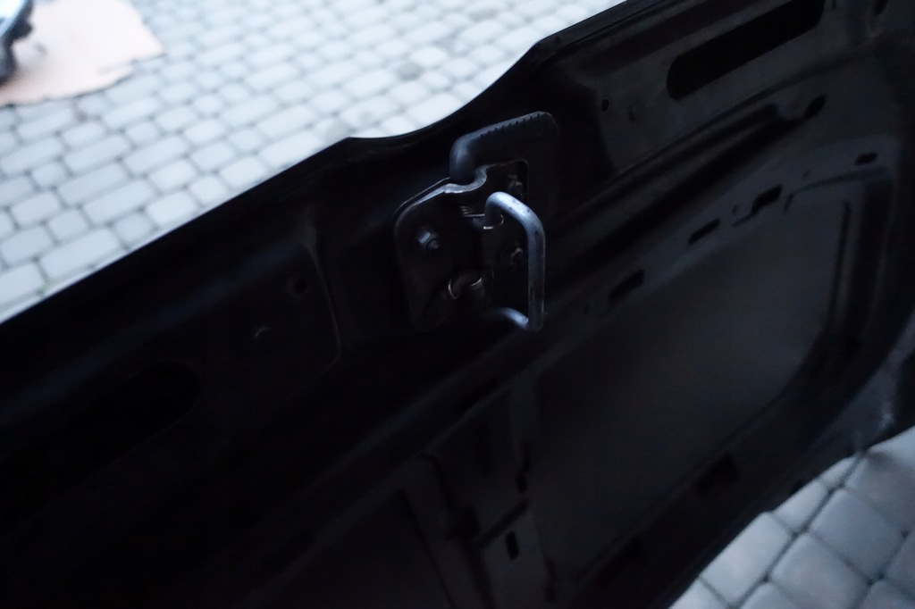 фото №4, Vw caddy 10-15 rok капот оригинал czarna