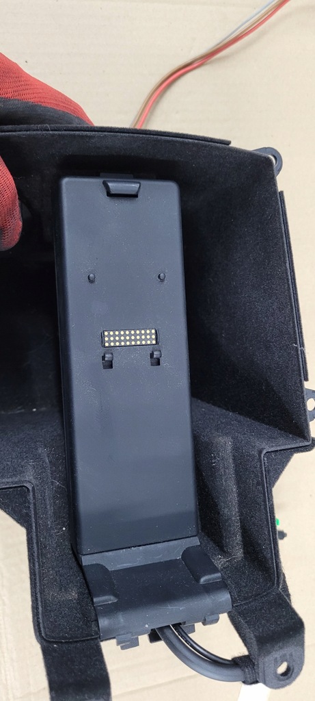 фото №5, Q5 8r sq5 роз'єм na телефон бардачок підлокітник 8r0864981f