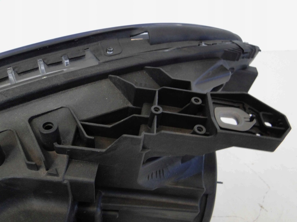 фото №13, Mercedes cla 117 лампа права ксенон ксенон поворотна