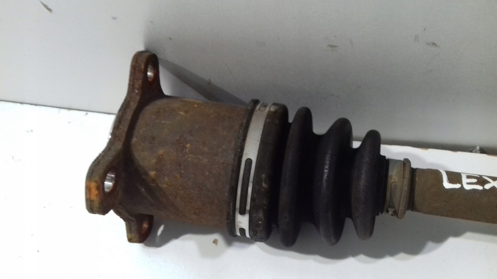 фото №2, Lexus nx 300 lift привідний вал правий задня 2017-