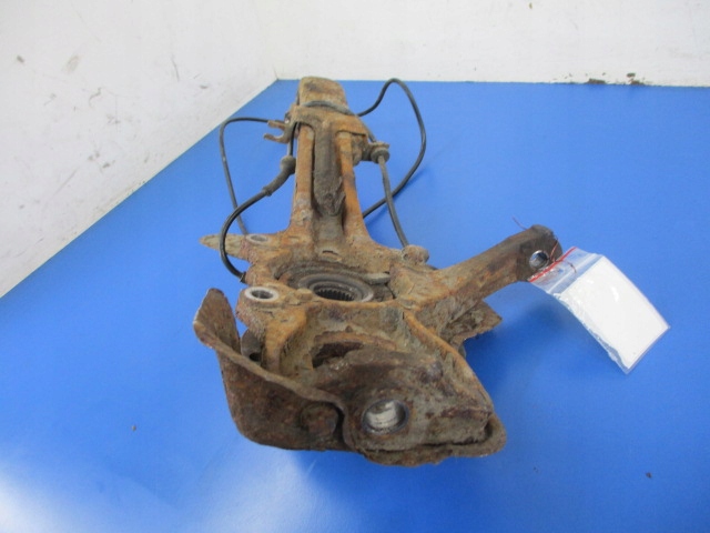 фото №3, Alfa romeo 147 1.6 поворотний кулак права ступиця abs