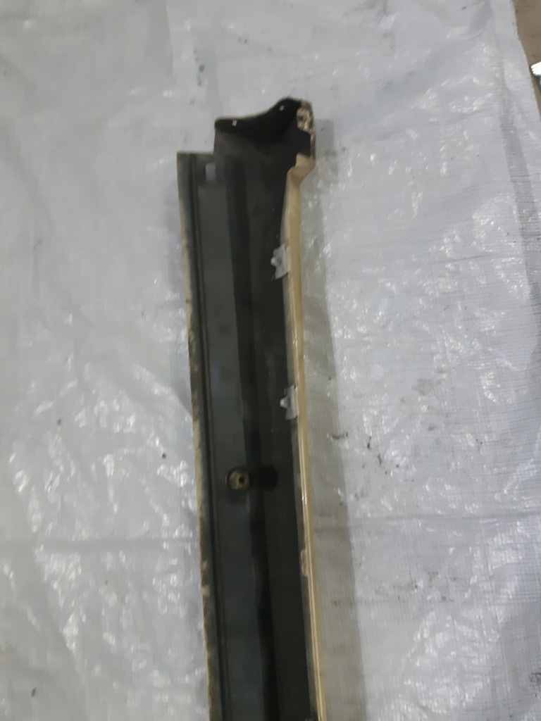 фото №5, Mercedes b w245 порог молдинг порог правая