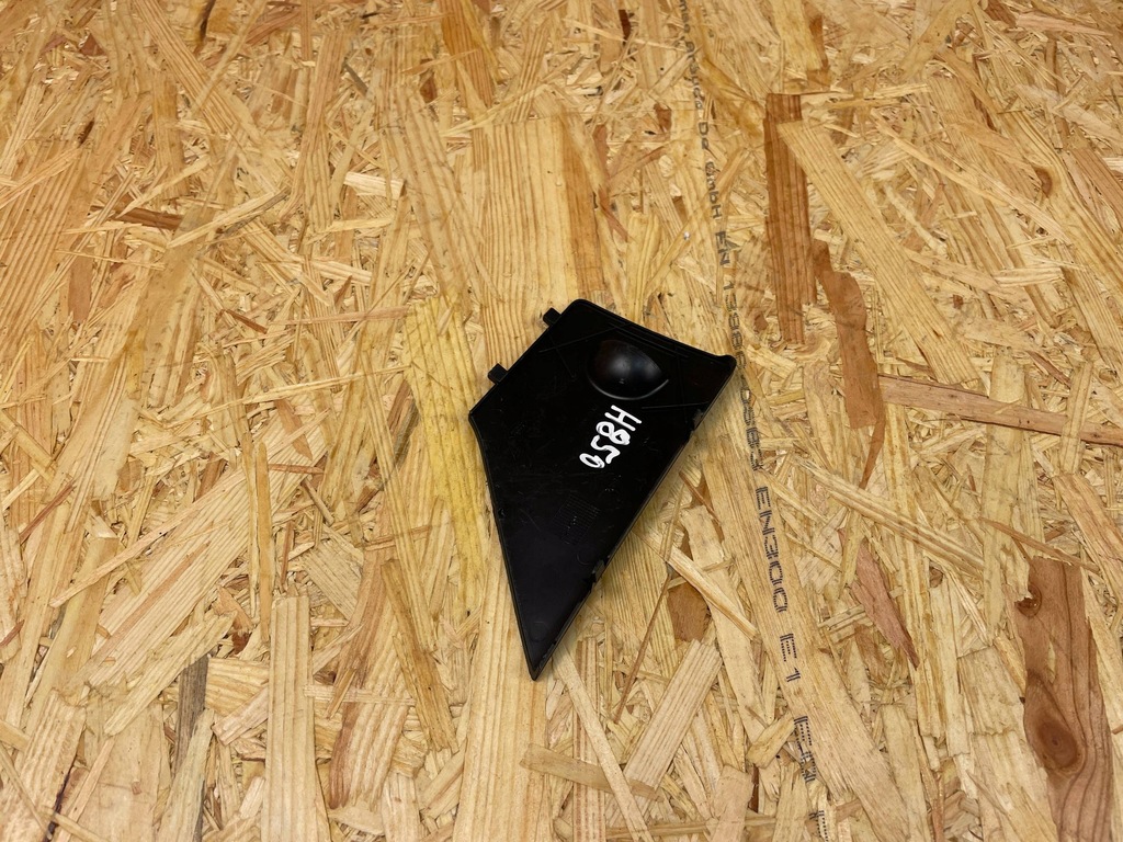 фото №7, Молдинг защита багажника правая jaguar i-pace x590 j9d3-10b812-jb 2018-