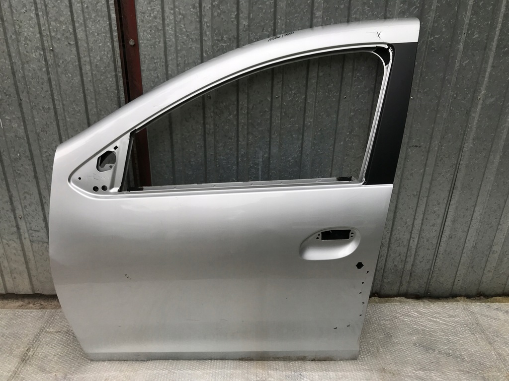 фото №1, Dacia sandero ii 2 левая дверь перед передние 2013-2016