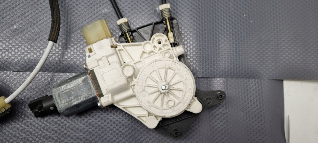 фото №7, Механізм скло bmw оригінальний номер 7326328