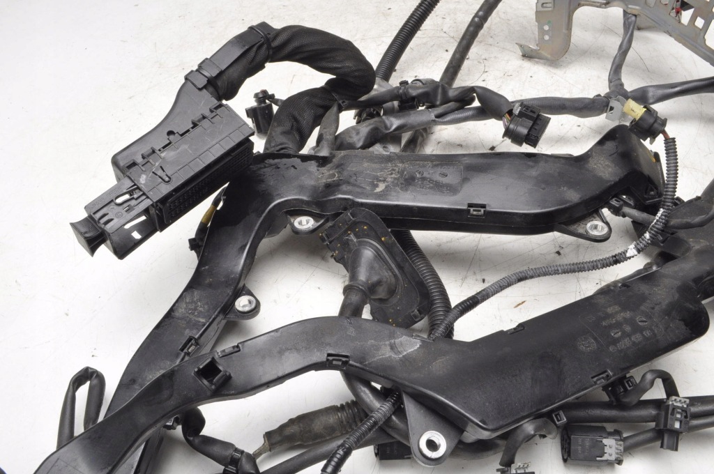 Mercedes w212 5.5 v8 amg жгут электропроводка двигателя a2781590625 a2124402340 Недорого