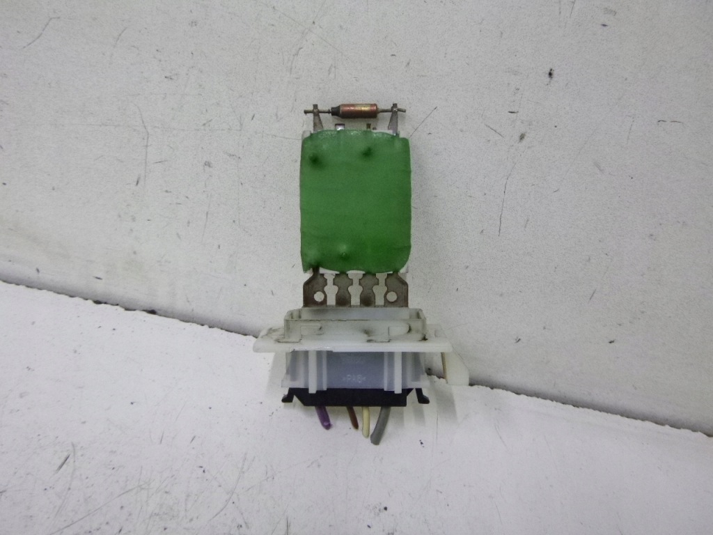 фото №1, Резистор вентилятор dacia logan 1.5 dci 2005