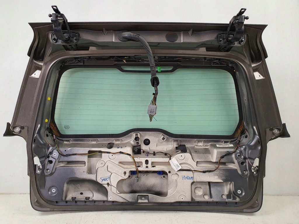 фото №8, Крышка багажника задняя стекло 472 volvo v70 iii