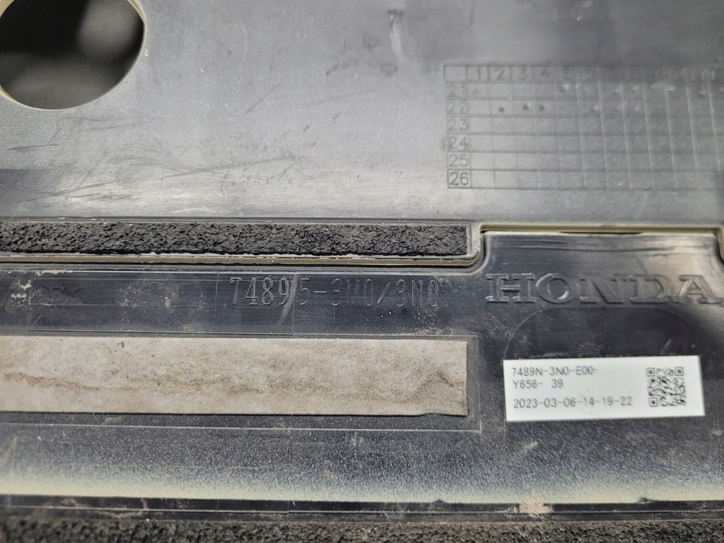 фото №14, Накладка задня задня кришки багажника honda hrv hr-v iii 3 21-24