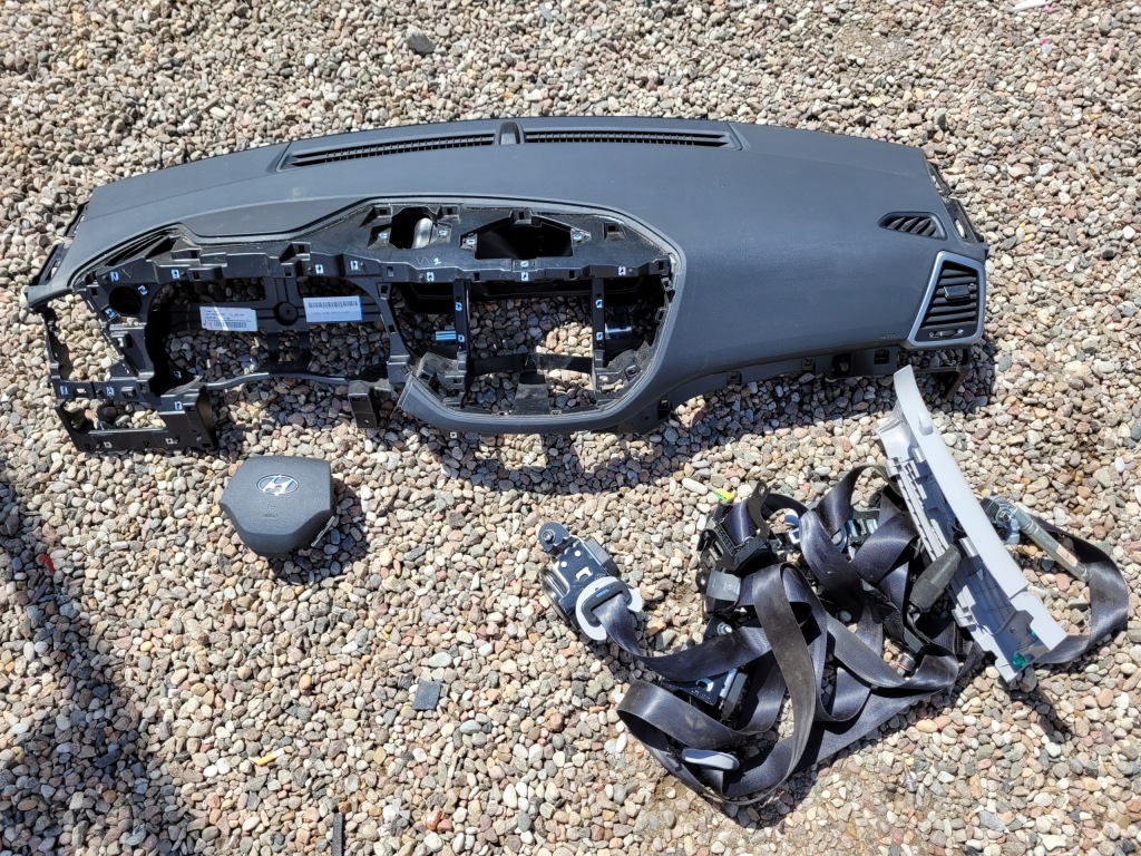 фото №1, Приборная панель приборная консоль ремни hyundai tucson iii