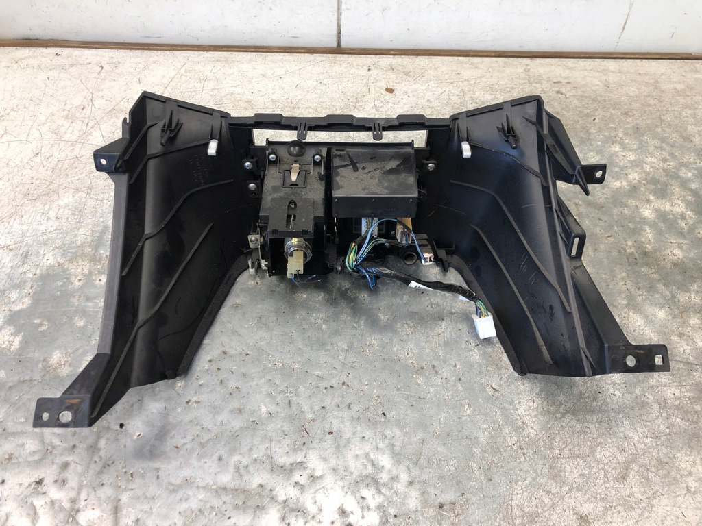 фото №6, Рамка тунель панель приладів mitsubishi pajero iv 8002a225