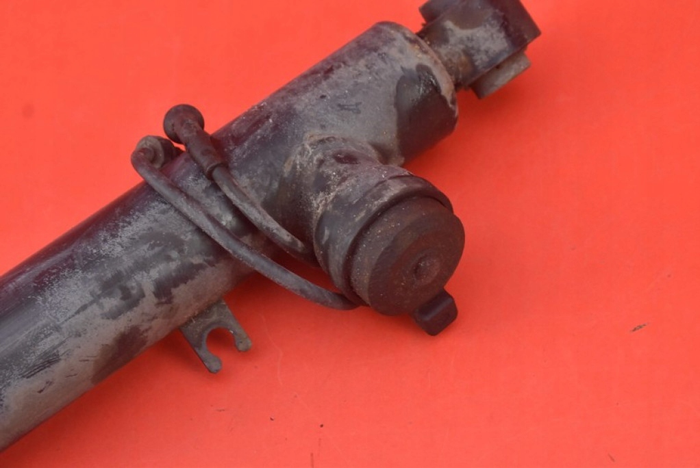 фото №6, Амортизатор правый задняя 56210-1cf0c infiniti fx30 2 ii fx 3.0 d 238 km 11-13