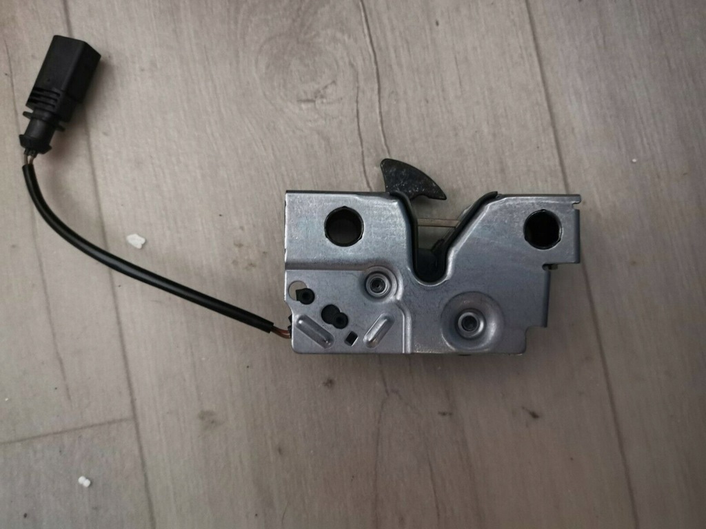 фото №1, Skoda оригінальний номер 57b823509