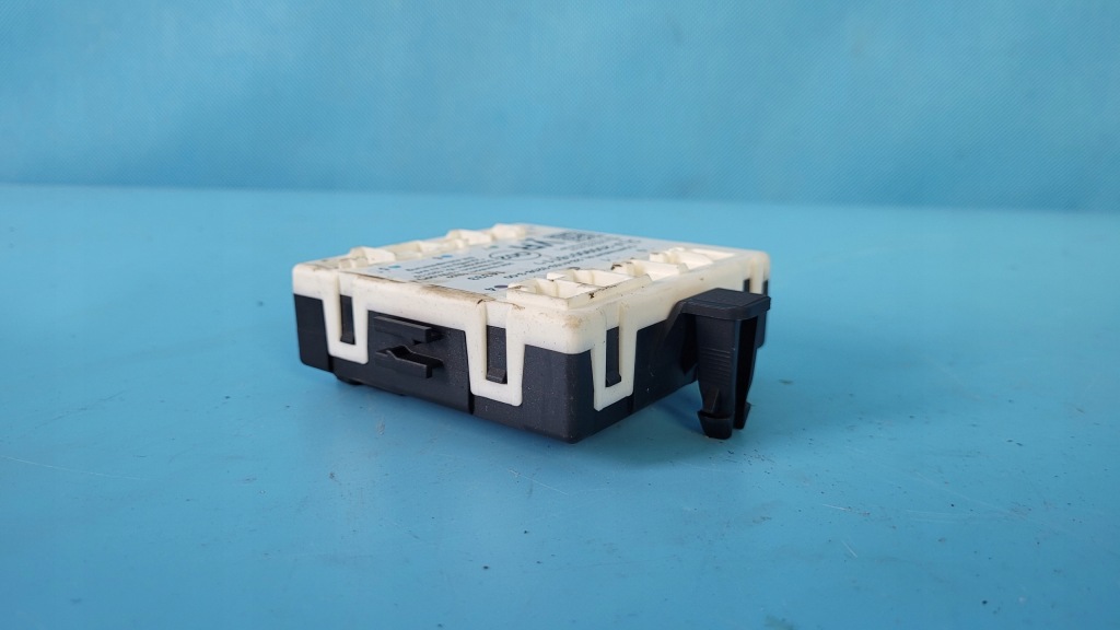 фото №6, W205 c220 14r модуль блок керування двері a2059001611