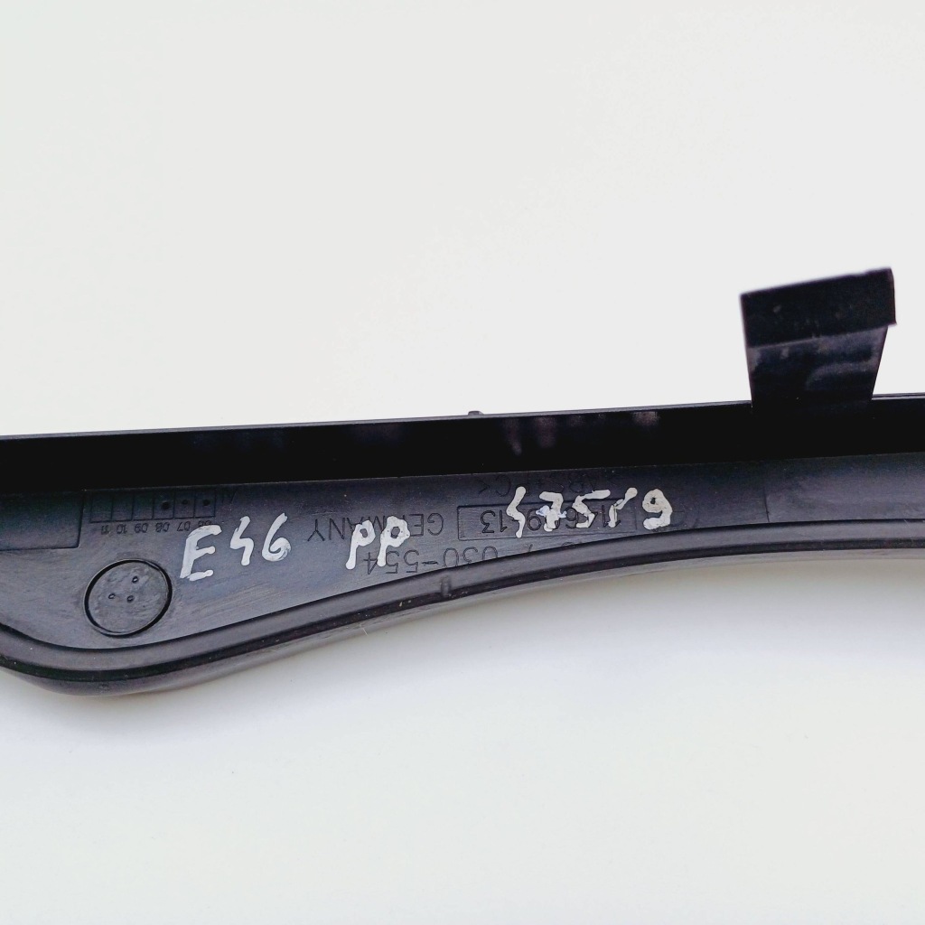 Молдинг под фара правый перед bmw 3 e46 lak. 475 /9 51137030554 nr45 Доставка