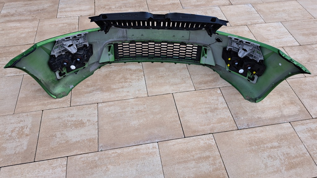 фото №12, Skoda octavia iii rs бампер перед омыватель