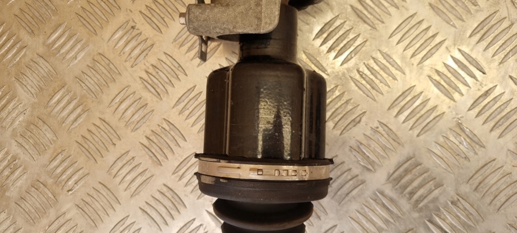 фото №8, Bmw f39 f45 f46 f48 привідний вал права правий перед передня 8611938