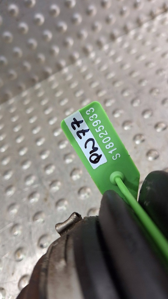 фото №6, Привідний вал правий задня 1k0501204a audi a3 8p tt 8j golf v 3.2 v6 quattro