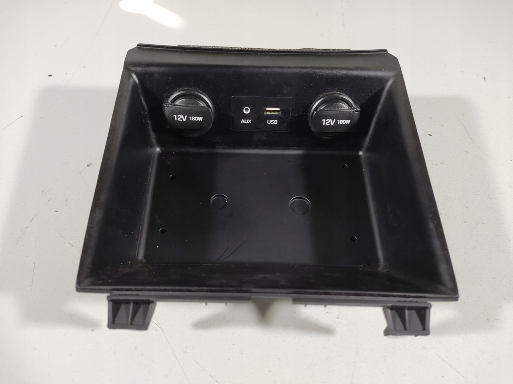 фото №1, Hyundai ioniq 17r- разъём прикуривателя aux usb