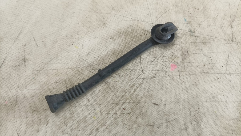 фото №1, Audi q7 15- трубка жолоб deszczówki usa 4m0260113a